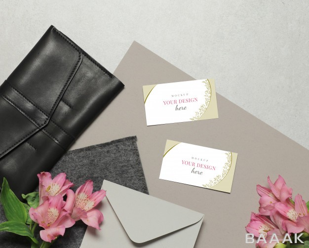 کارت-ویزیت-فوق-العاده-Business-card-grey-background-with-flowers-envelope-purse_4488263